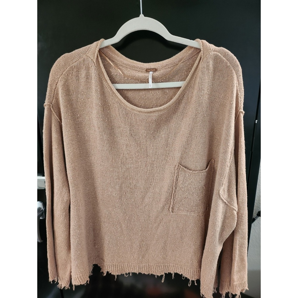 Free‎ People Prism Boho style oversized sweater. Tan/brown. Frayed hem